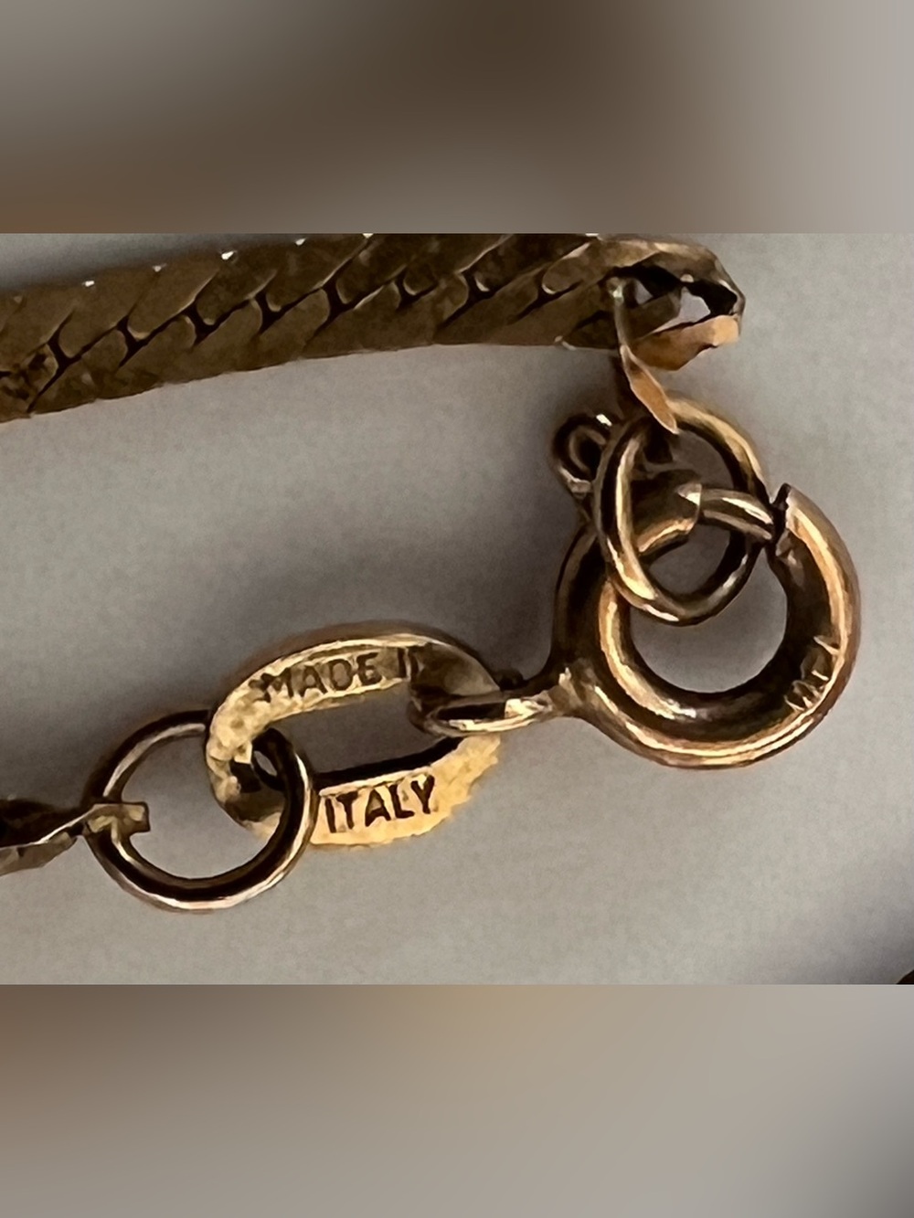 28” 14K 7.2g yellow gold ITALY chain necklace mid-1980s 80s vintage HERRINGBONE